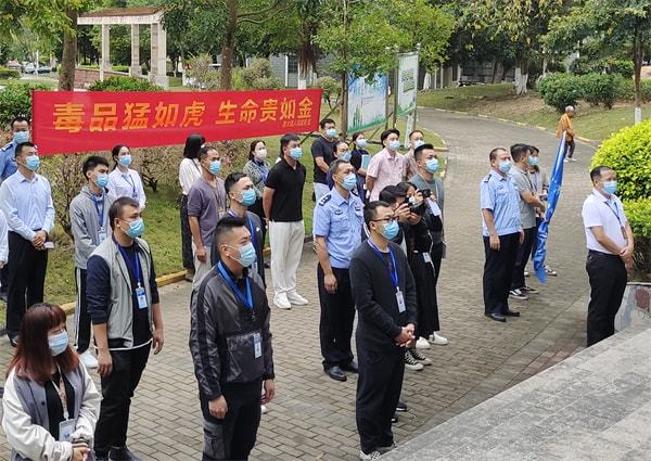 下载(1)