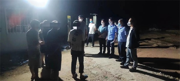 违反防疫规定私自驾车外出 某工地5名工人被临高警方处罚 (2)