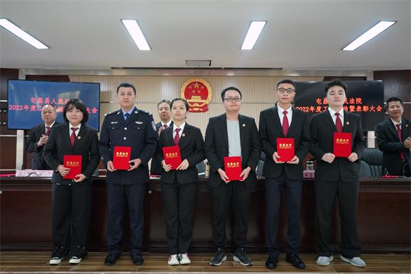 抗疫工作先进集体及个人