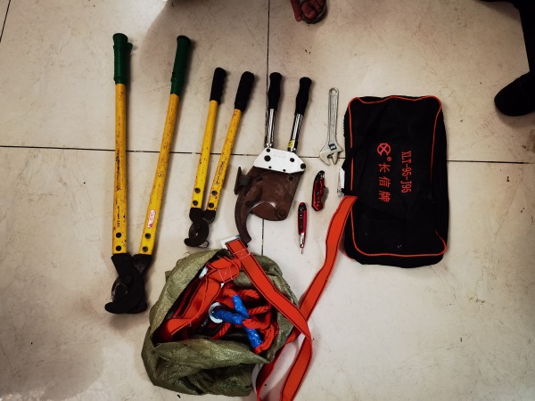 犯罪嫌疑人使用的作案工具
