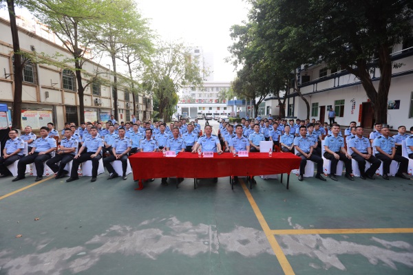 图为活动现场