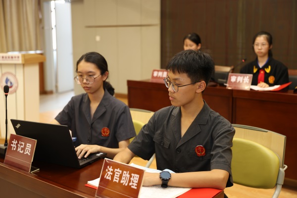 模拟法庭现场 (5)