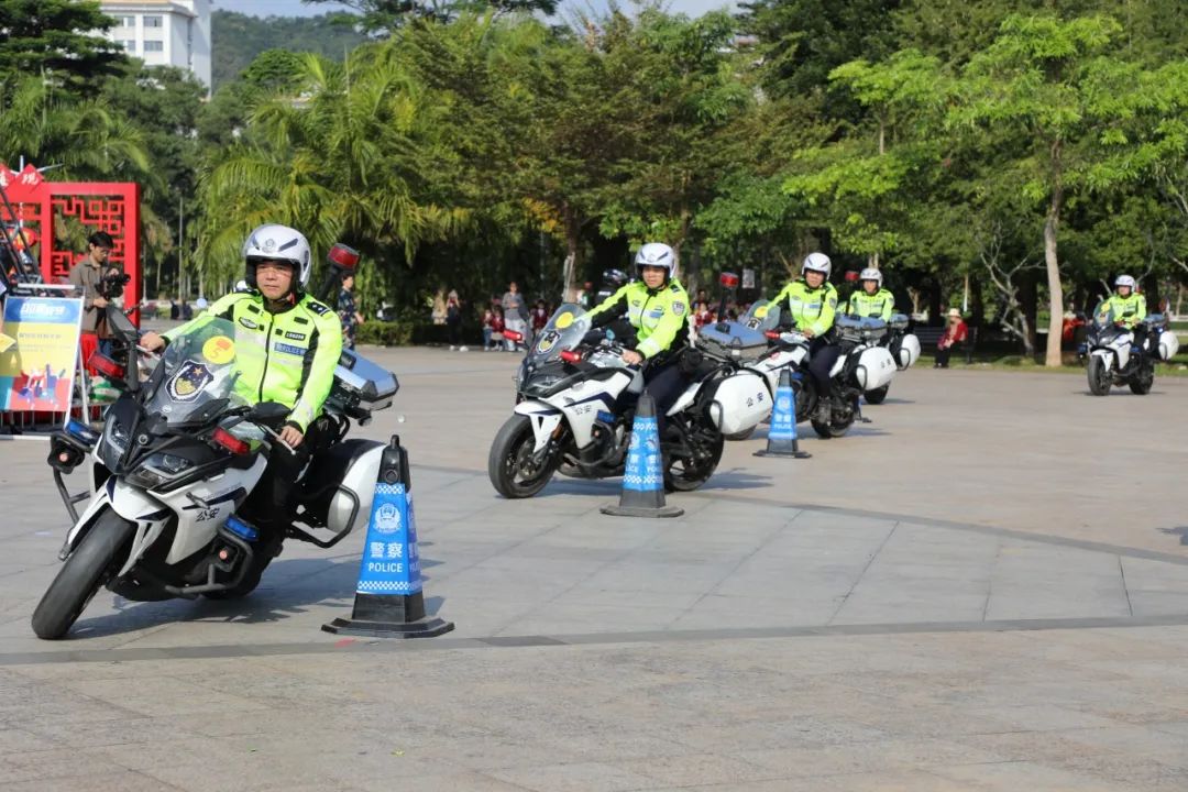 640 (4)