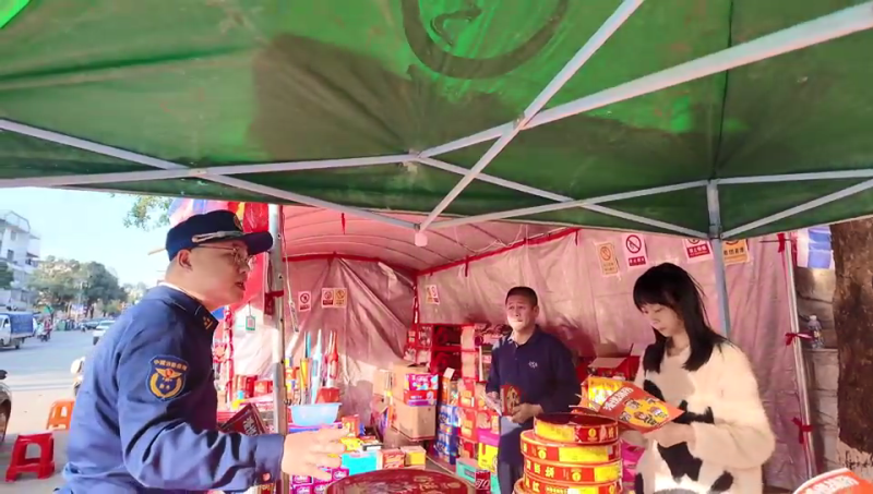 图片 海南儋州：儋州消防“面对面”传防火经，共筑消防安全防线 (3)