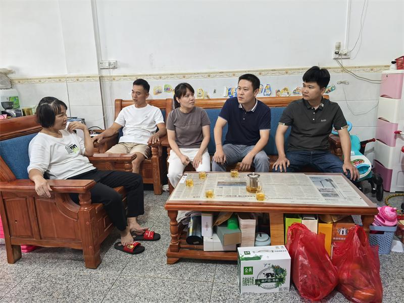 澄迈县人民检察院开展廉政家访活动4